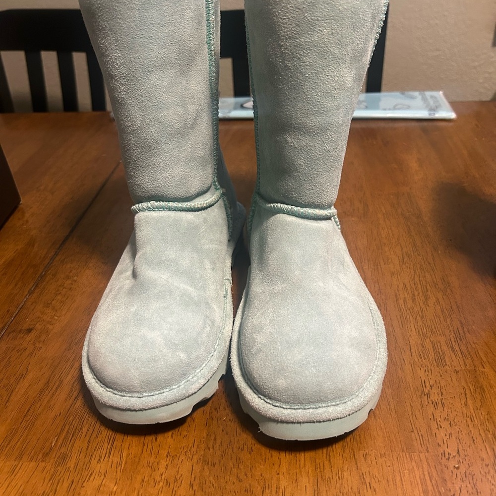 Bear paw turquoise Elle boots